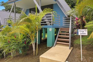 Exterior - A-Frame Jungle Hideaway in La Fortuna for the whole family (La Fortuna)
