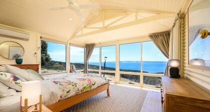 Cuttlefish Bay Cottage | Australia View | Luxury