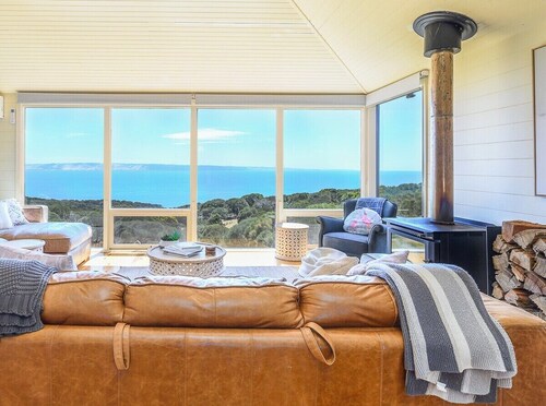 Cuttlefish Bay Cottage | Australia View | Luxury