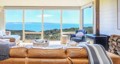 Cuttlefish Bay Cottage | Australia View | Luxury