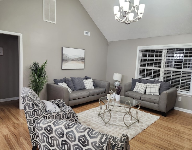 Fabulous 3-bedroom House In Smyrna - Smyrna, TN