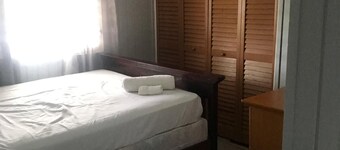 Enjoyable 2nd story, 3-bedroom house with AC in Coamo, PR