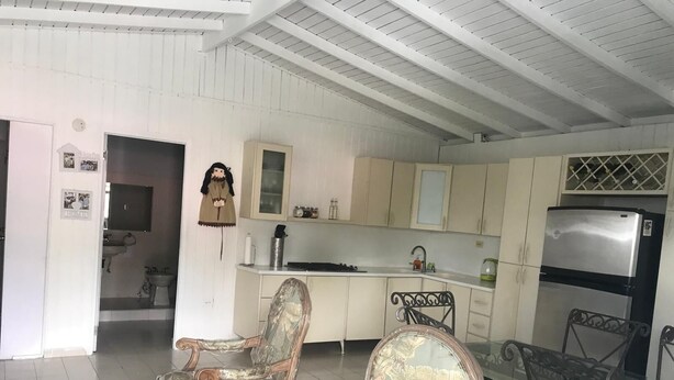 Interior - Enjoyable 2nd story, 3-bedroom house with AC in Coamo, PR (Coamo)