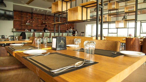Restaurant - Kings Club (Bengaluru)