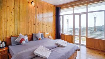 Superior Double Room, Balcony, Mountain View | Free WiFi