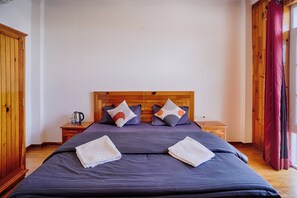 Deluxe Double Room, Mountain View | Free WiFi