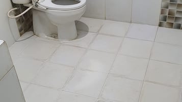 Family Villa, Pool View | Bathroom