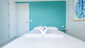 Apartemen, balkon, pemandangan gunung | Brankas, setrika/meja setrika, dan Wi-Fi gratis