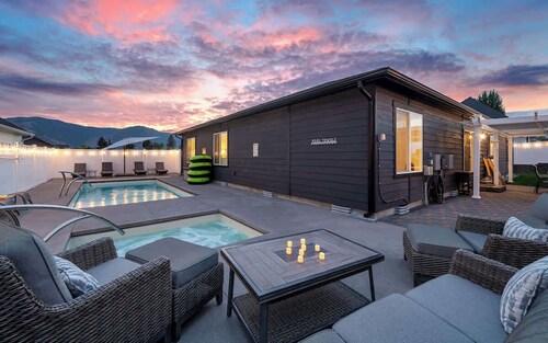 Manzanita Casita w/ private heated pool & hot tub!