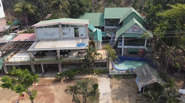 Fachada da propriedade