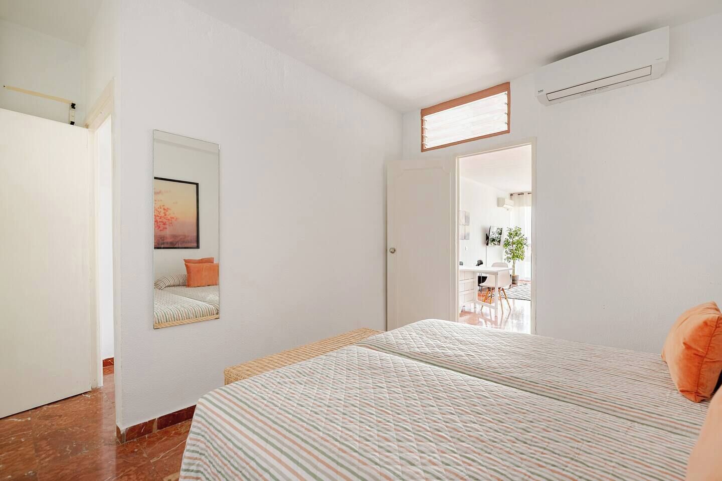 Apartment, City View, Tower | Free WiFi