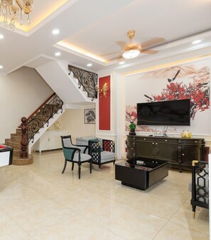 Basic Villa, Private Pool | Living area