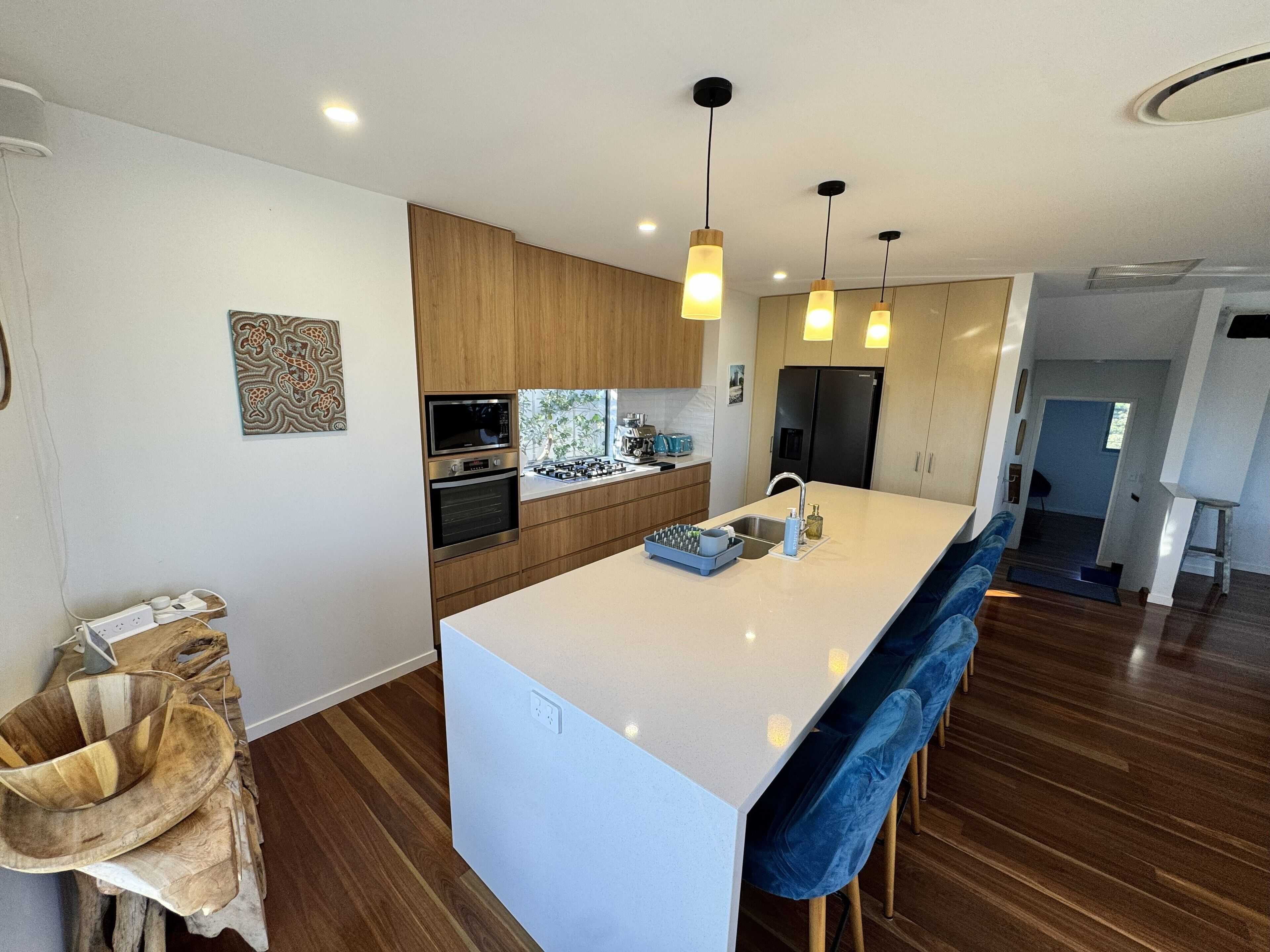 ميكروويف، فرن، موقد طهي مسطح، غسالة أطباق