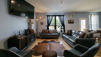 TV connectée, cheminée, jeux vidéo