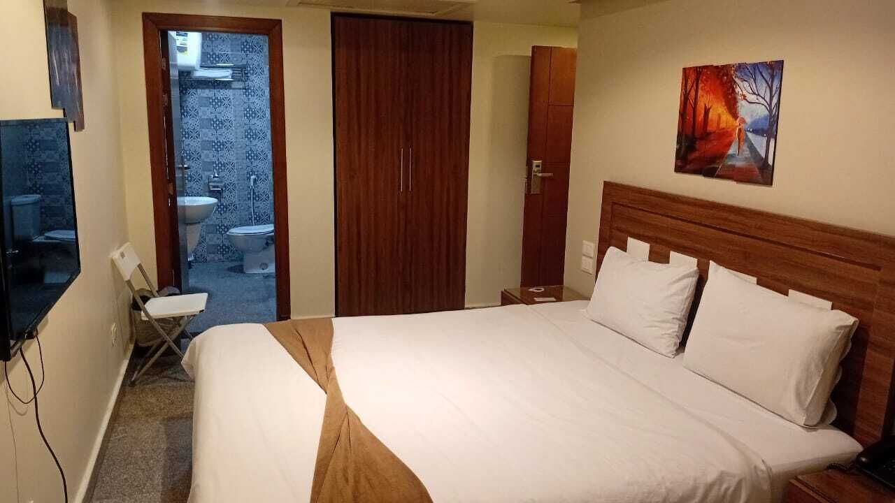 Chambre Standard avec lits jumeaux, vue cour intérieure