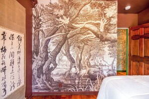 4 bedrooms, desk, iron/ironing board, free WiFi