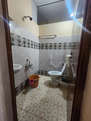 Free WiFi - Siruvani River Retreat (Agali)