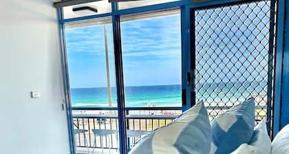 Beachfront Apartment Getaway with Views, Pool & Tennis Court