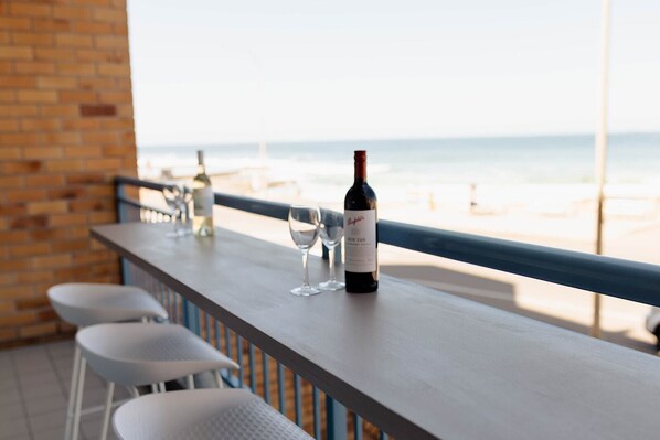 تناول الطعام بالخارج