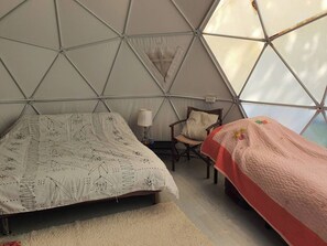 Room, 2 Bedrooms, Garden View | 2 bedrooms