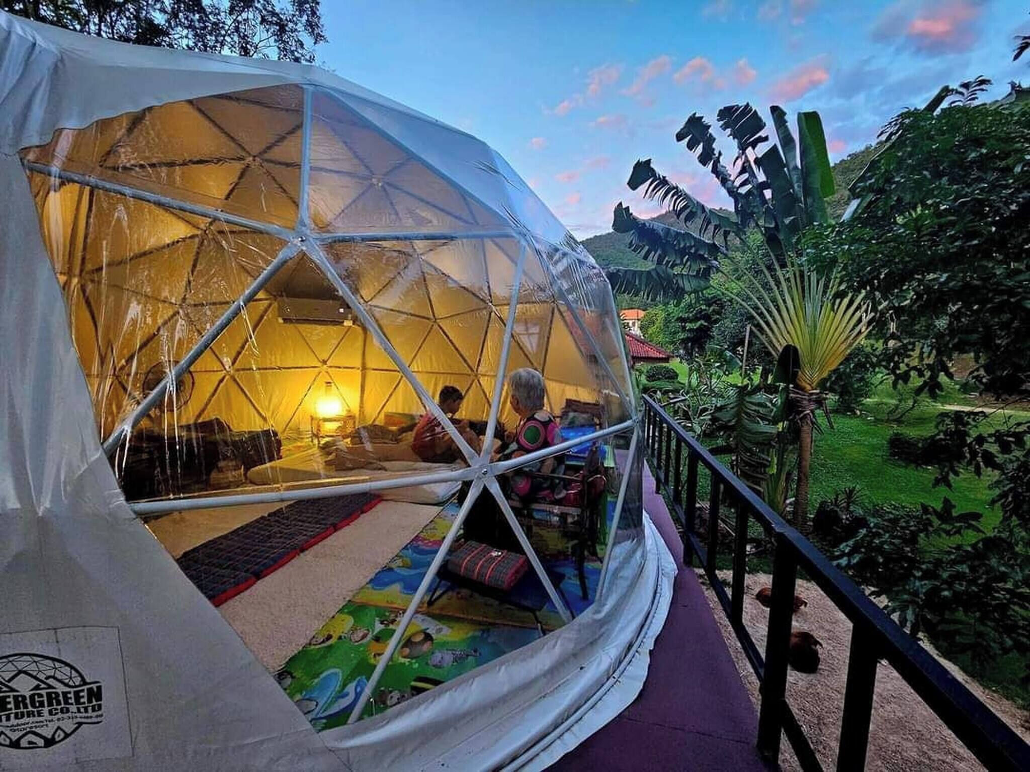 ลานระเบียง/นอกชาน