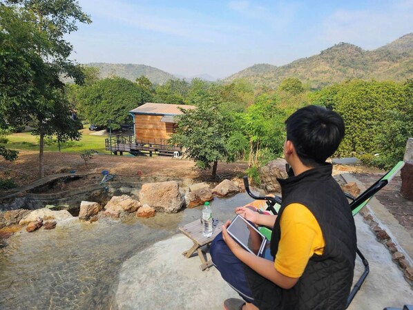 غرفة - غرفة نوم واحدة - منظر للحديقة | المنطقة المحيطة بالمنشأة