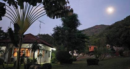 Room-dome & Treehouses for Family 2 Adul