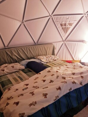 Herbergi - 2 svefnherbergi - útsýni yfir garð | 1 svefnherbergi