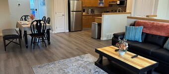 3 adjacent 4-bed Crew Houses by Reza Rentals