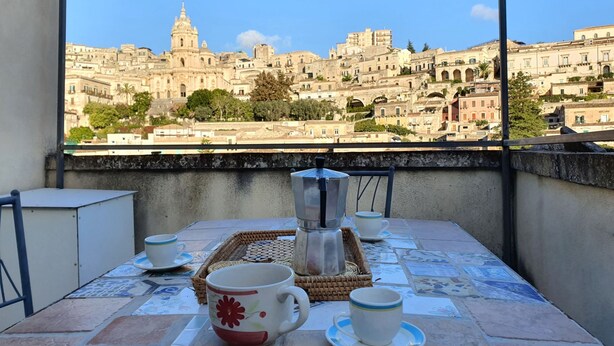 Outdoor dining - Vacation home Keirat by Interhome (Modica)