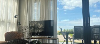 De Zeebries by Interhome