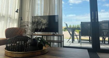 De Zeebries by Interhome