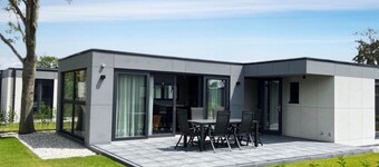 De Zeebries by Interhome