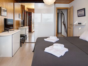 2 Schlafzimmer, Reisekinderbett, kostenloses WLAN