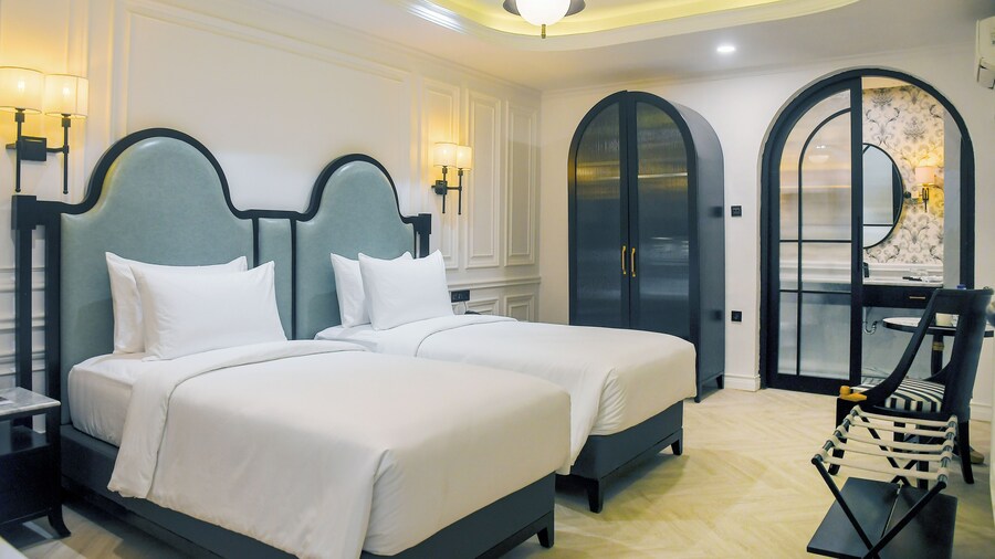 Swiss-Belexpress Palu