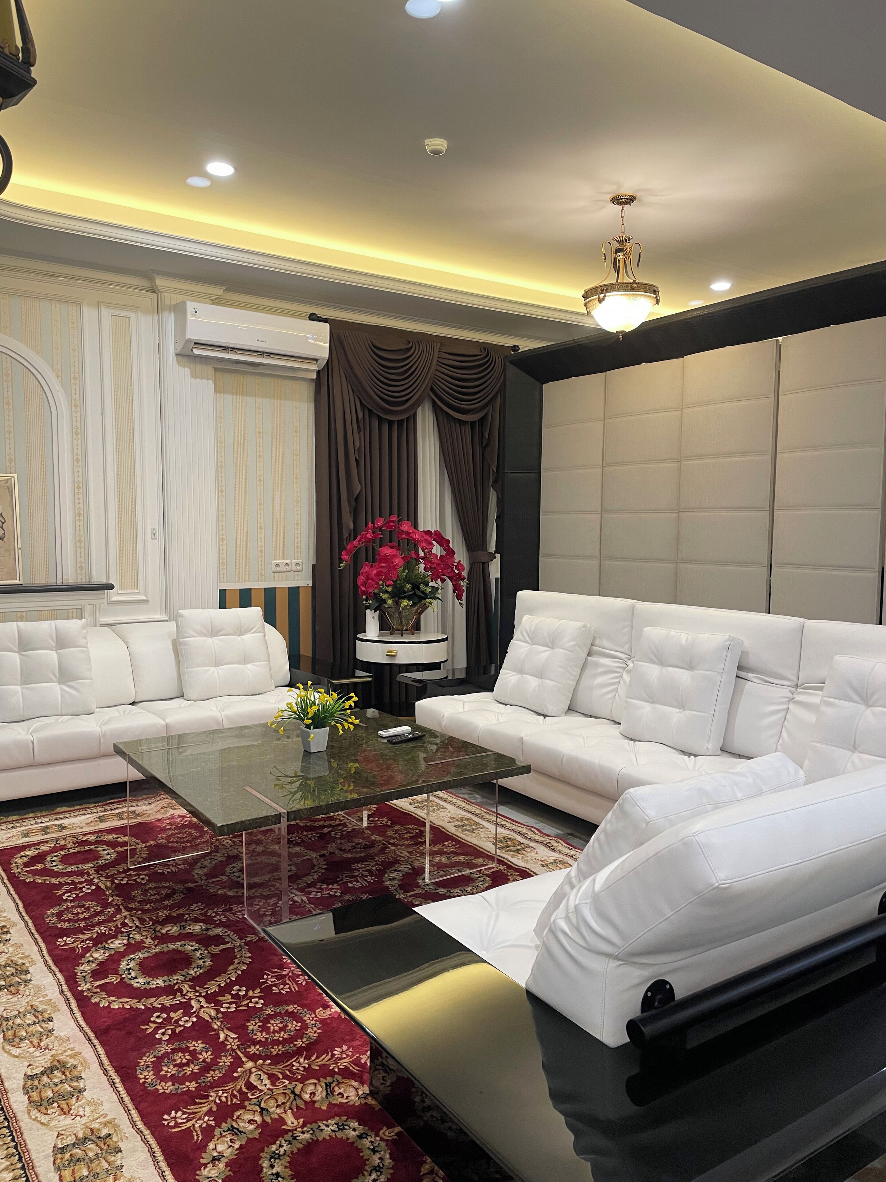 Penthouse | Living area