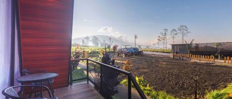 Family Suite, Mountain View | Terrace/patio
