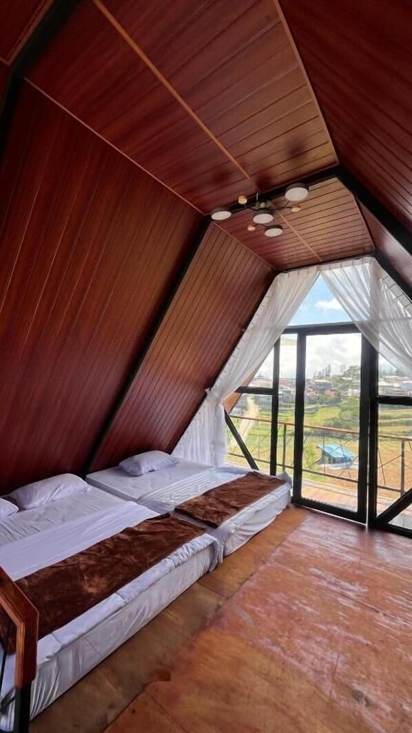 Family Suite, Mountain View | Free WiFi