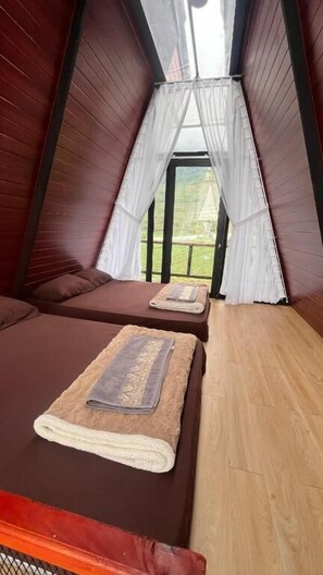 Family Bungalow, Mountain View | Free WiFi
