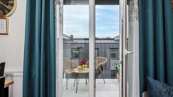 Comfort appartement, balkon, uitzicht op de stad | Balkon