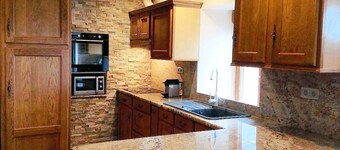 Cottage Les Nougats - Sleeps 8