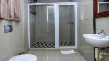 Superior Double Room | Bathroom
