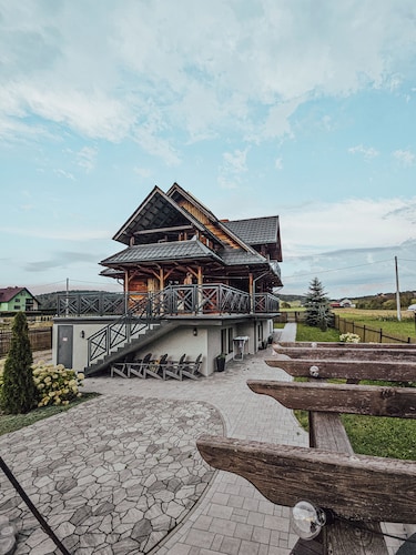 Nasza Chata- hottub, fireplace, kids-friendly, grill, workspace, free parking