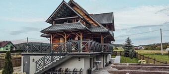 Nasza Chata- hottub, fireplace, kids-friendly, grill, workspace, free parking