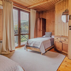 5 dormitorios, tabla de planchar con plancha, wifi y ropa de cama