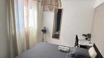 Comfort tweepersoonskamer, uitzicht op stad | Gratis wifi