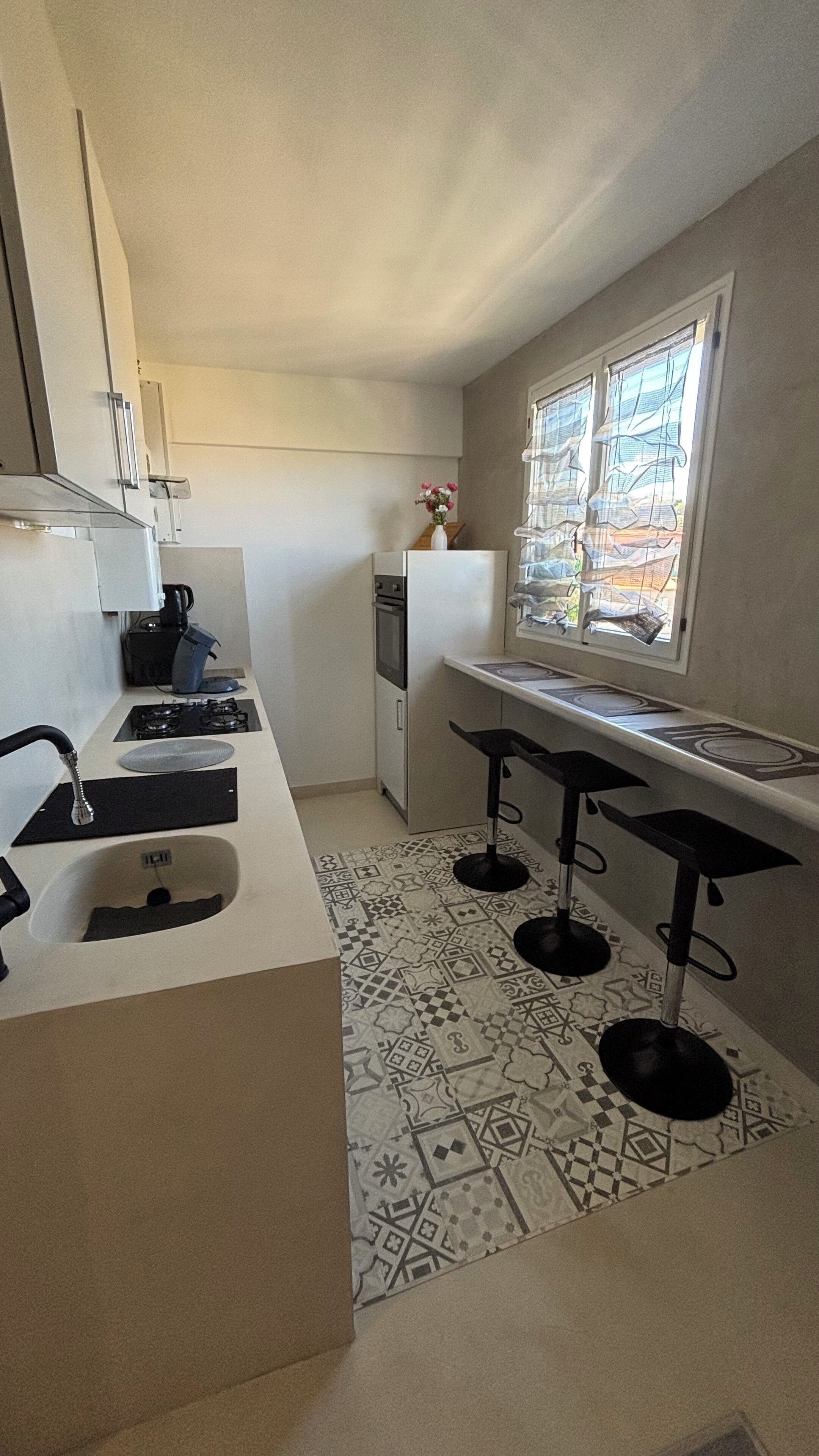 Tủ lạnh, lò vi sóng, lò nướng, bếp nấu 