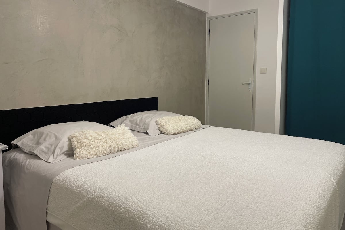Chambre Double Confort, vue ville | Wi-Fi gratuit