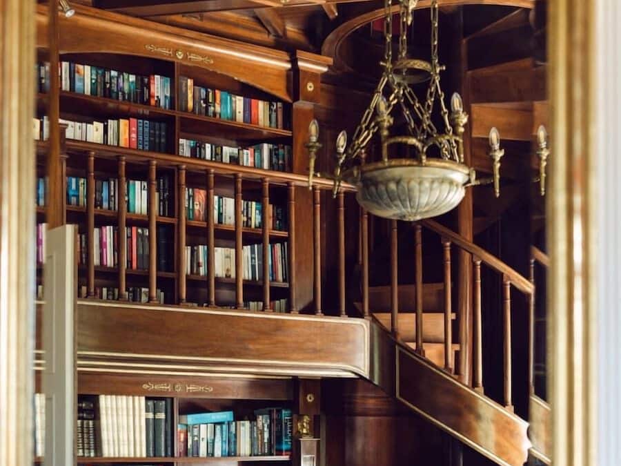 Bibliotek