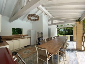 Shared kitchen facilities